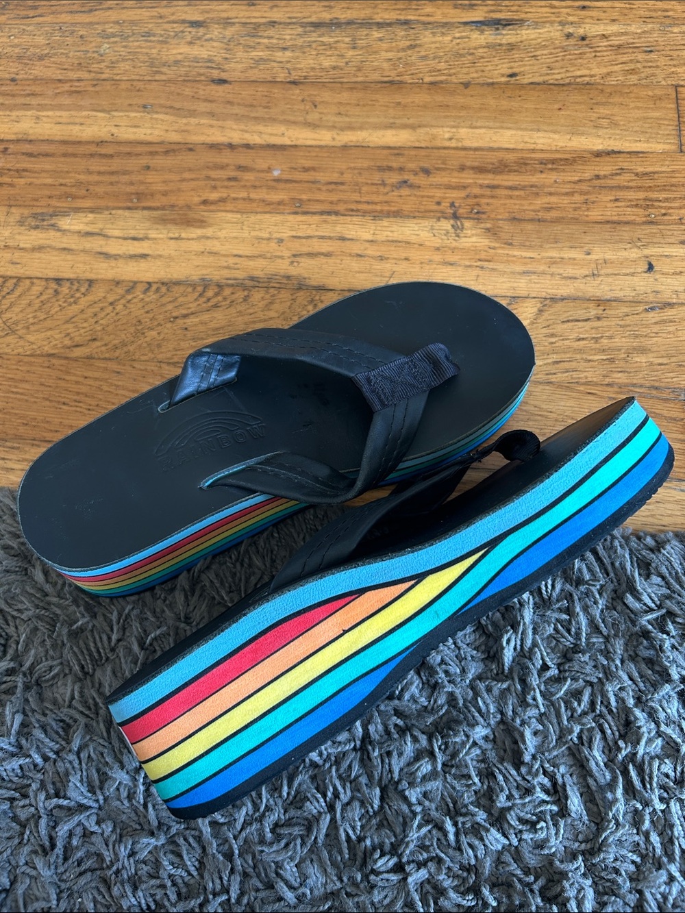 Rainbow Women's Six Layer Rainbow Wedge Leather 1" Leather Strap Medium